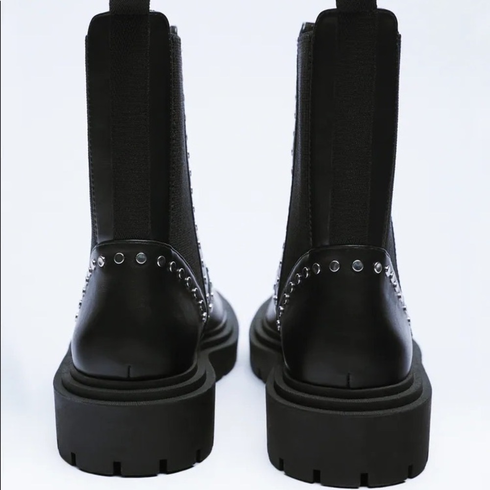 Zara flat ankle boots with studs - Picture 3 of 6